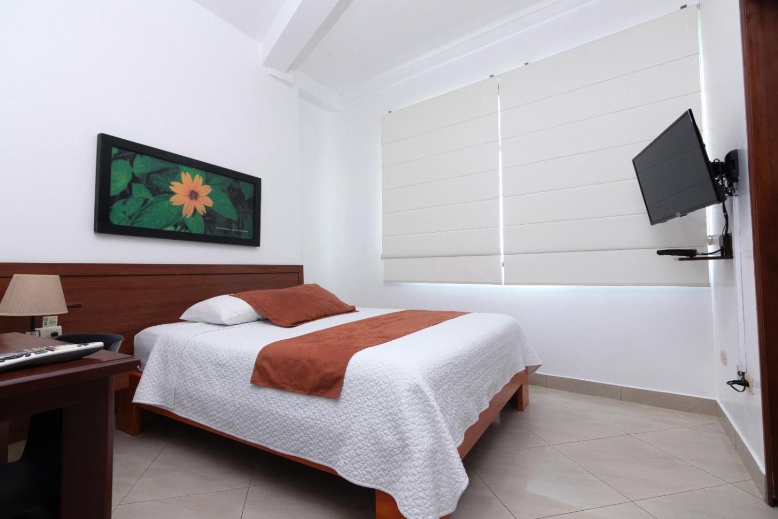 Hotel Castell - Cerca Del Aeropuerto Guayaquil Eksteriør billede