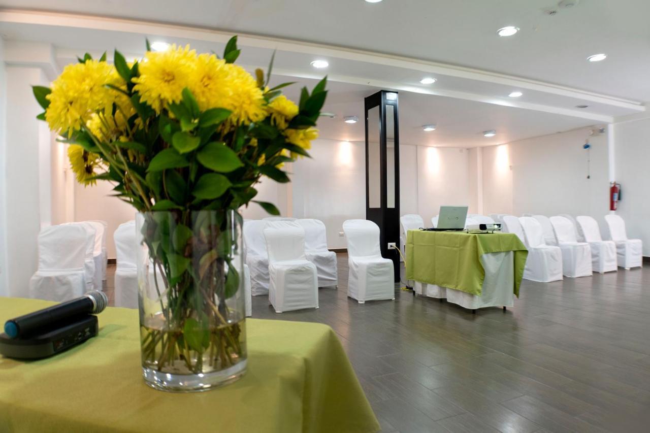 Hotel Castell - Cerca Del Aeropuerto Guayaquil Eksteriør billede